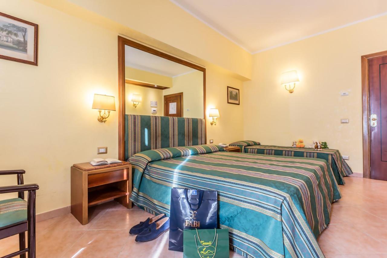 רומא Raeli Hotel Noto מראה חיצוני תמונה